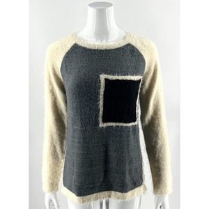 Selfie Couture Sweater Size XS / S Ivory Gray Fuzzy Soft Pullover Womens NEW